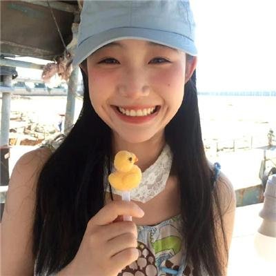泥巴中的少年